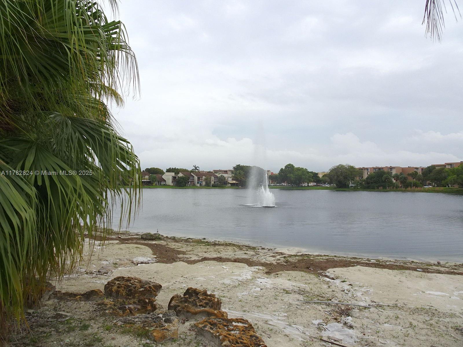 9357 N Fontainebleau Blvd D-403 Property Photo 26