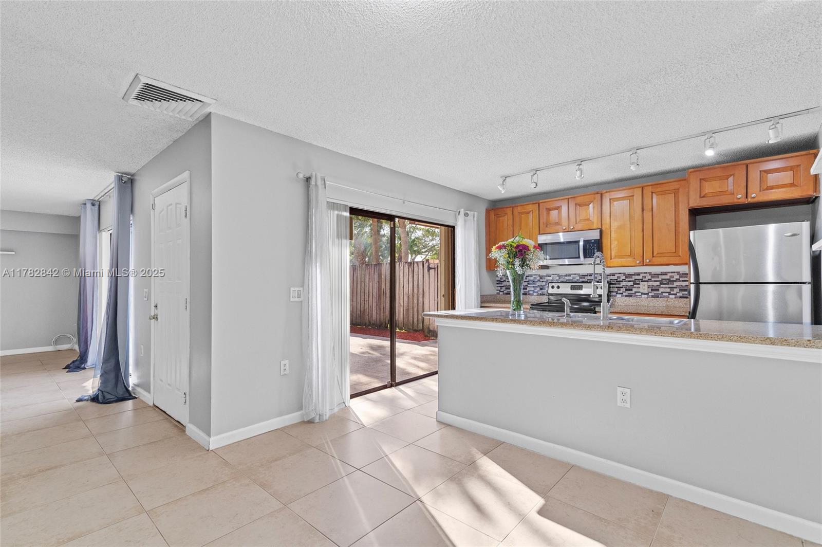 855 Blue Ridge Cir 855 Property Photo