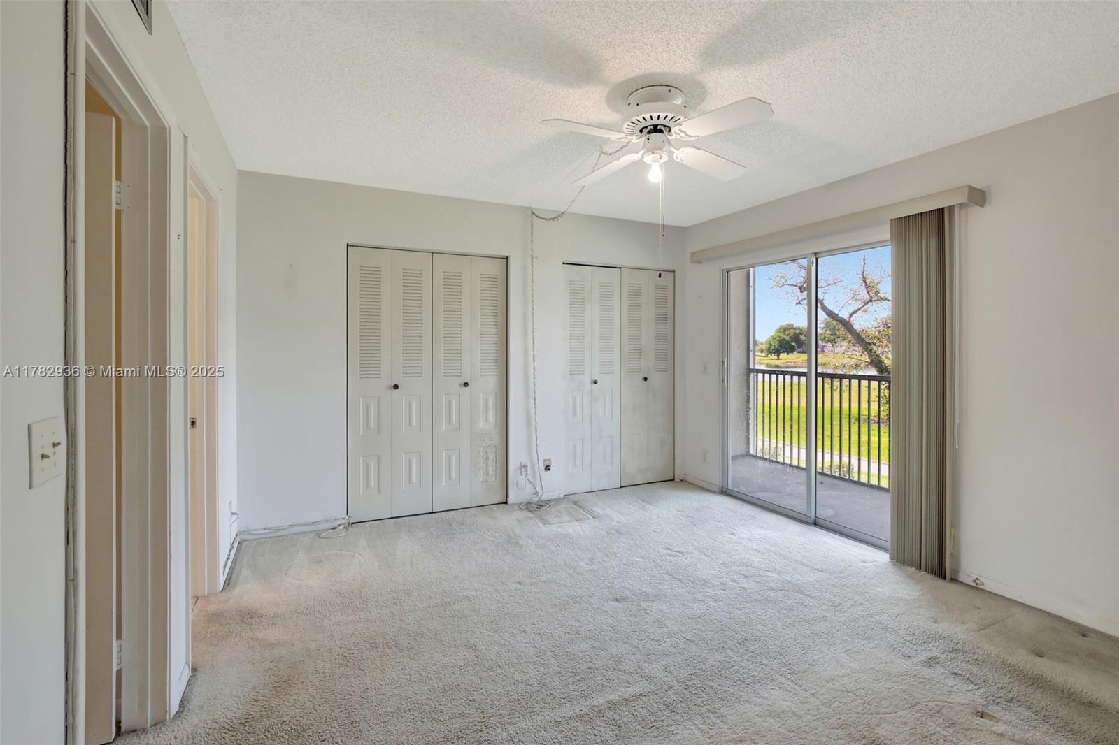 300 Sw 134th Way 212e Property Photo 19