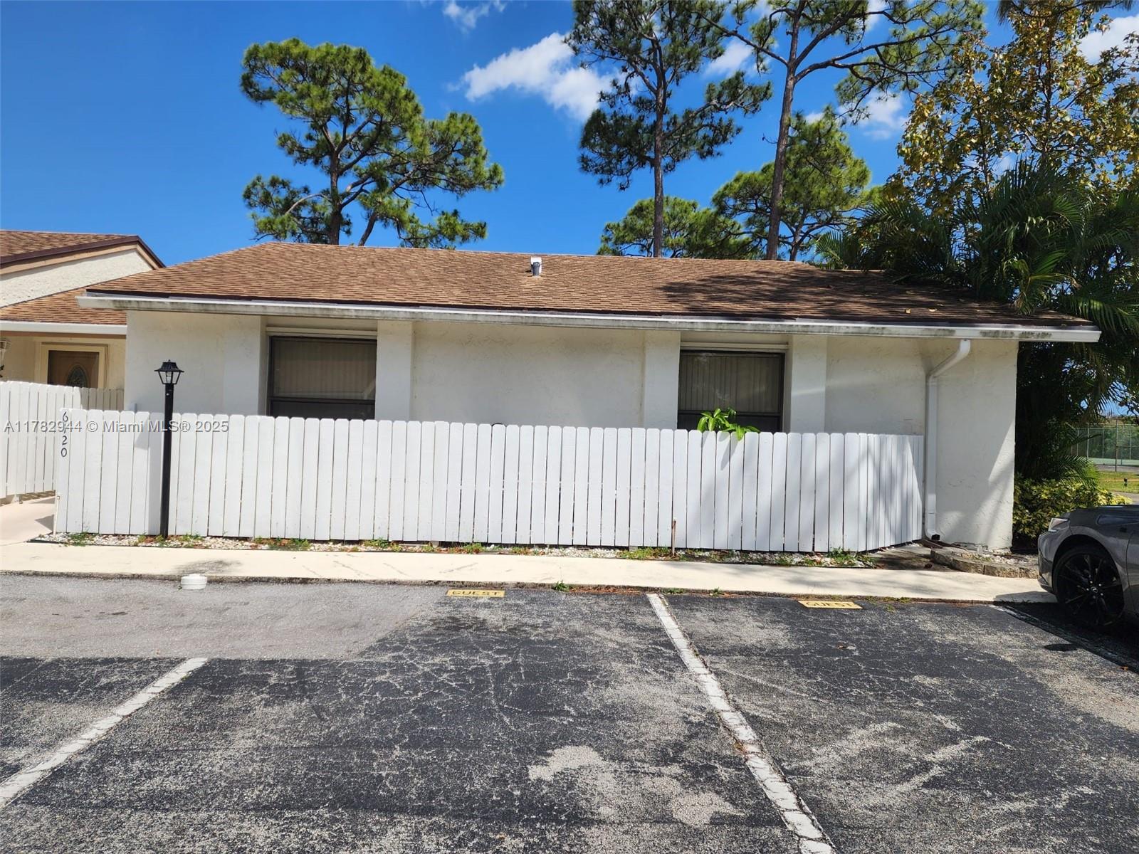 6120 Newstead Ct Property Photo