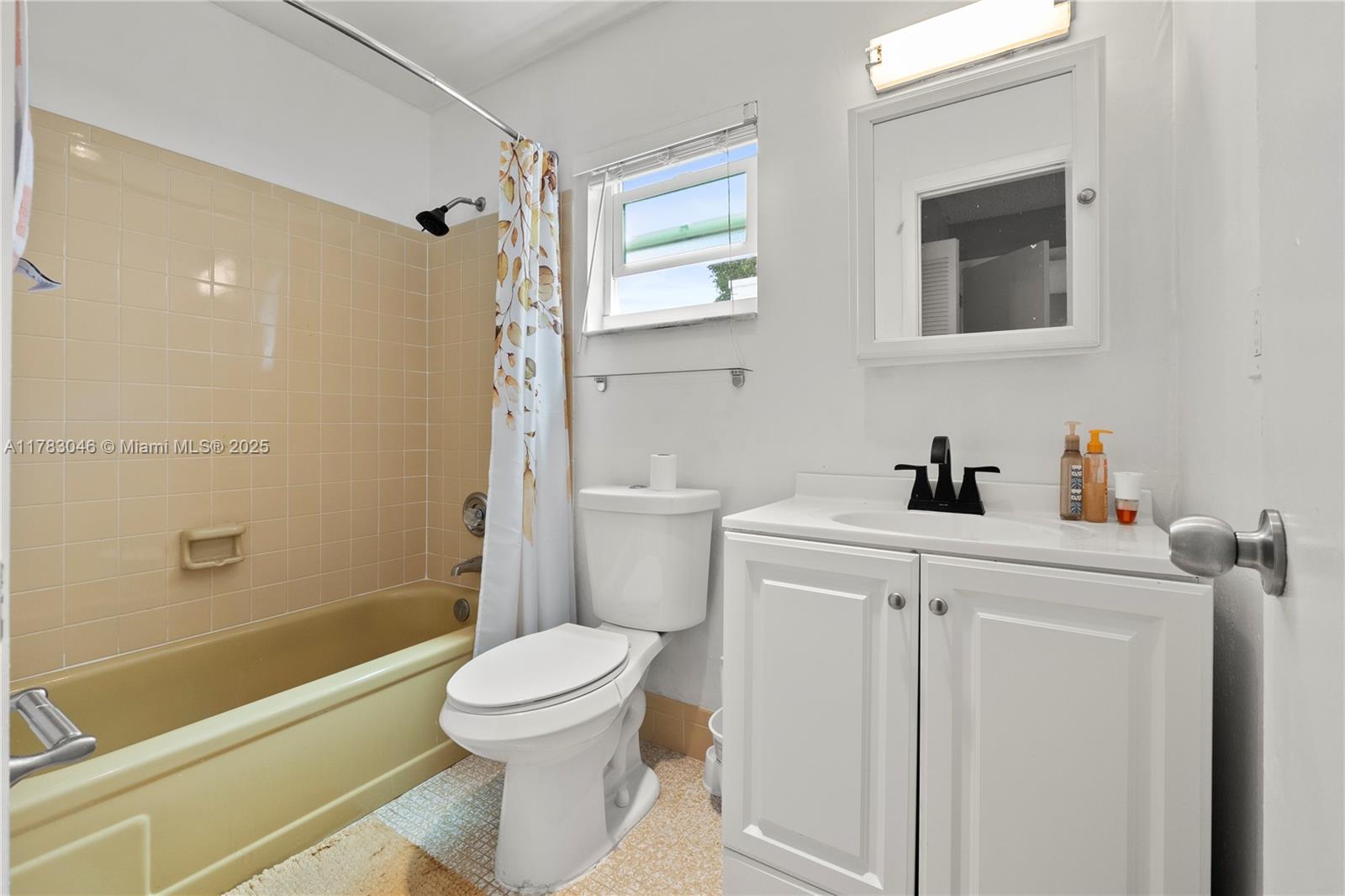 4900 13th Ter Property Photo 30