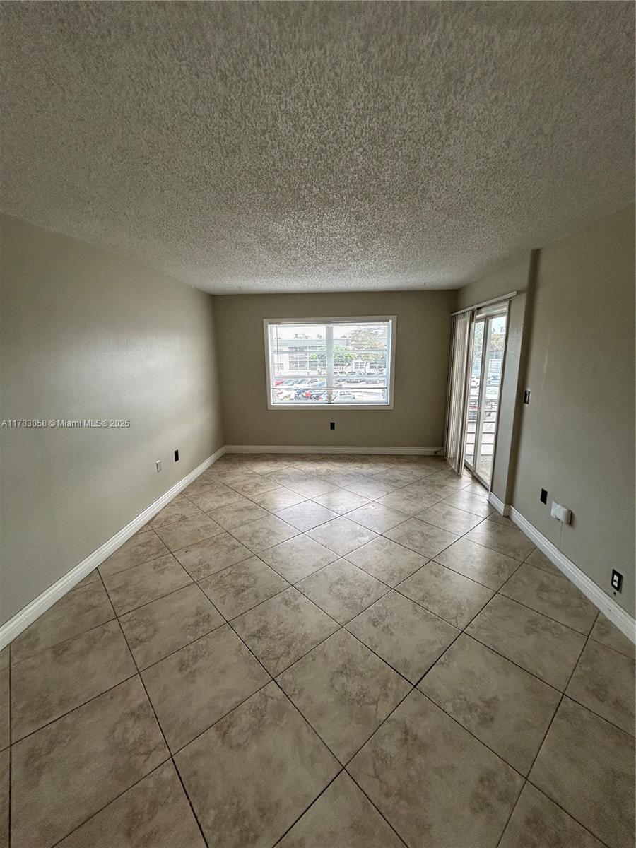 6507 Winfield Blvd 218-c Property Photo