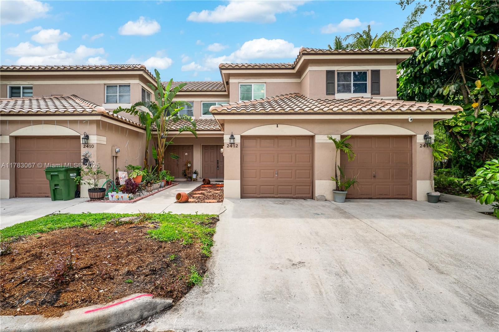 2412 Nw 97th Way Property Photo