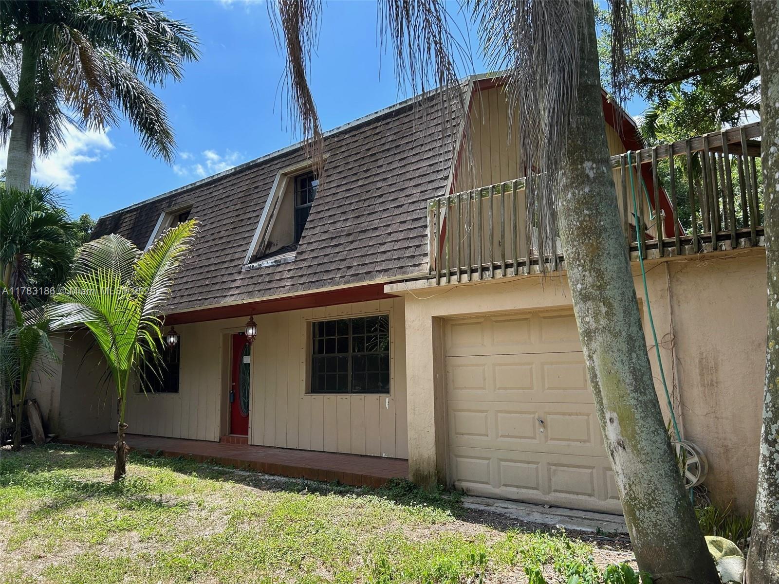 18950 Sw 240th St Property Photo 1