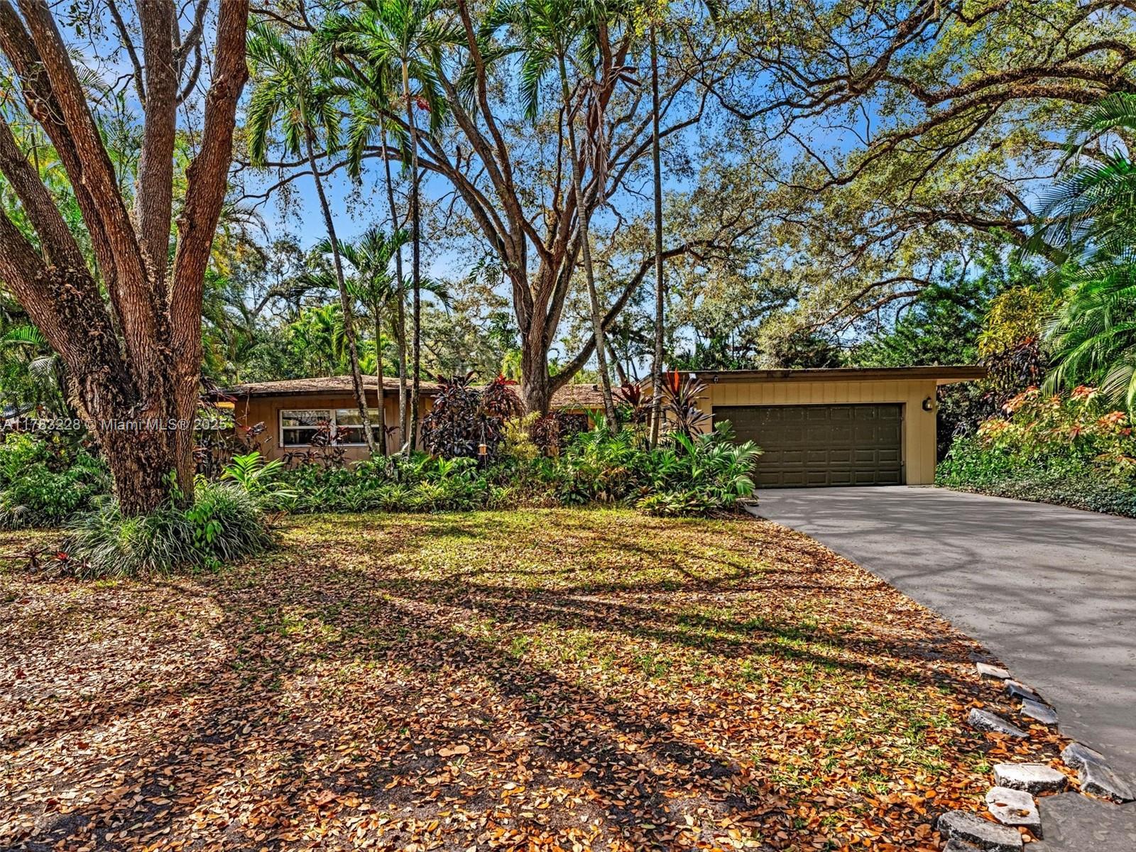 5850 Sw 37th Ave Property Photo