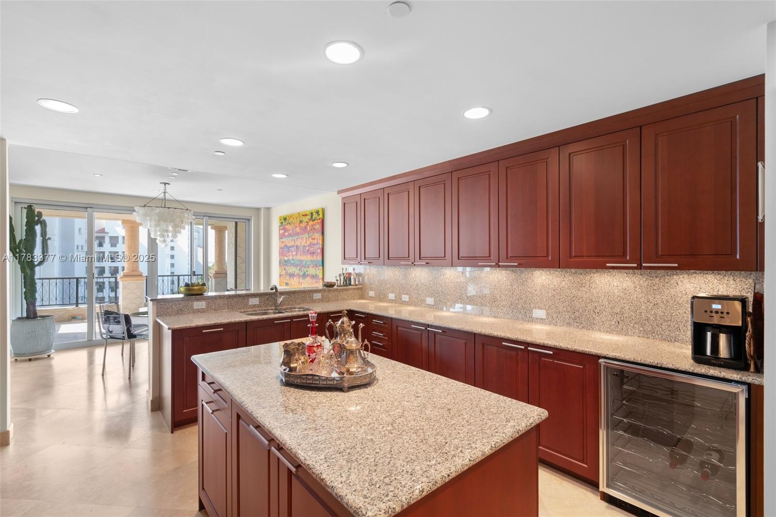 A11783377 Property Photo 13