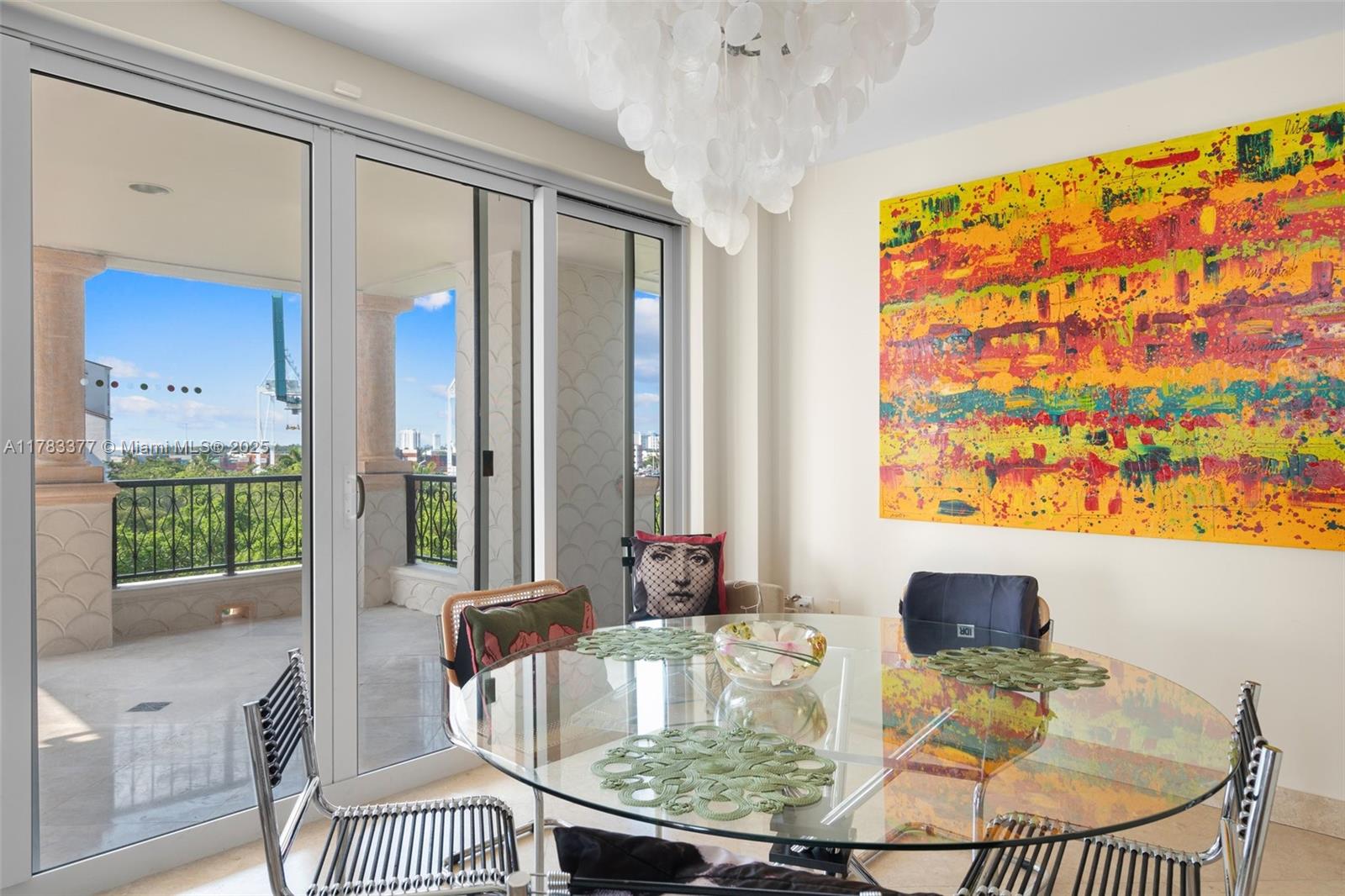 A11783377 Property Photo 14