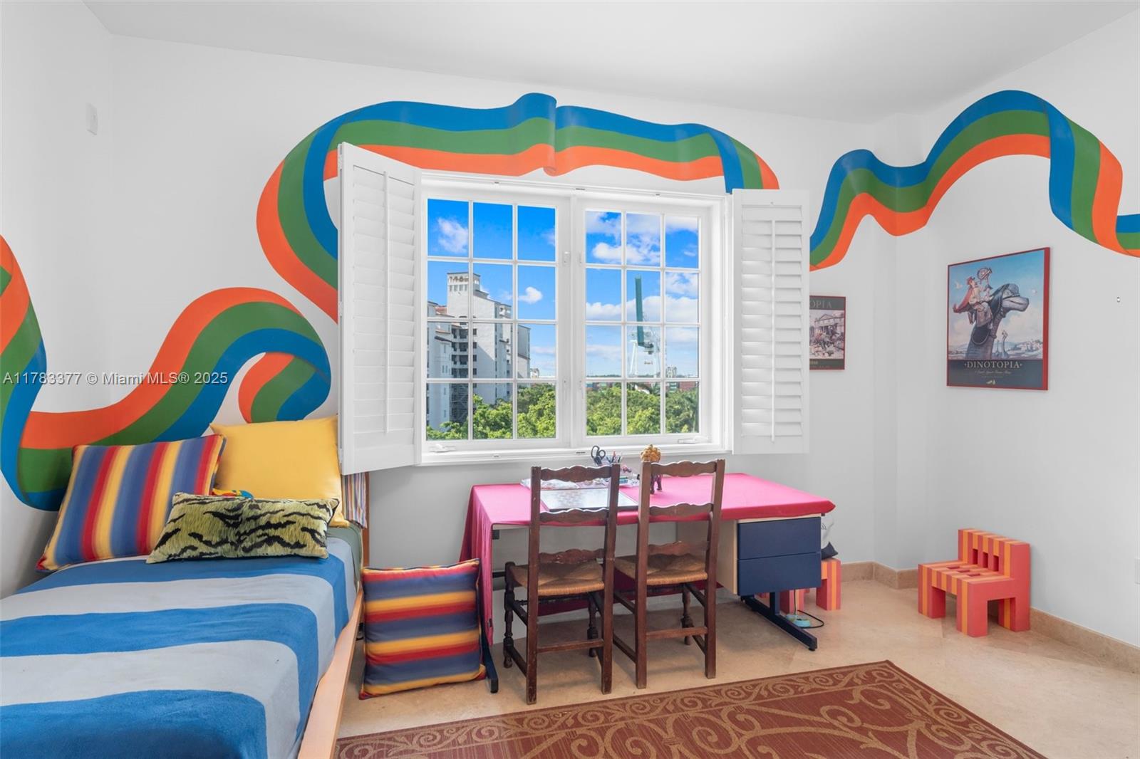 A11783377 Property Photo 17