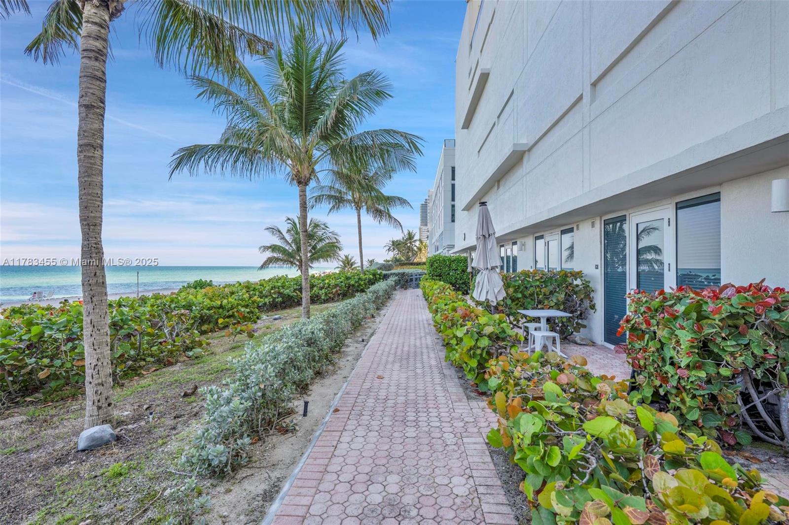 1800 S Ocean Dr 205 Property Photo