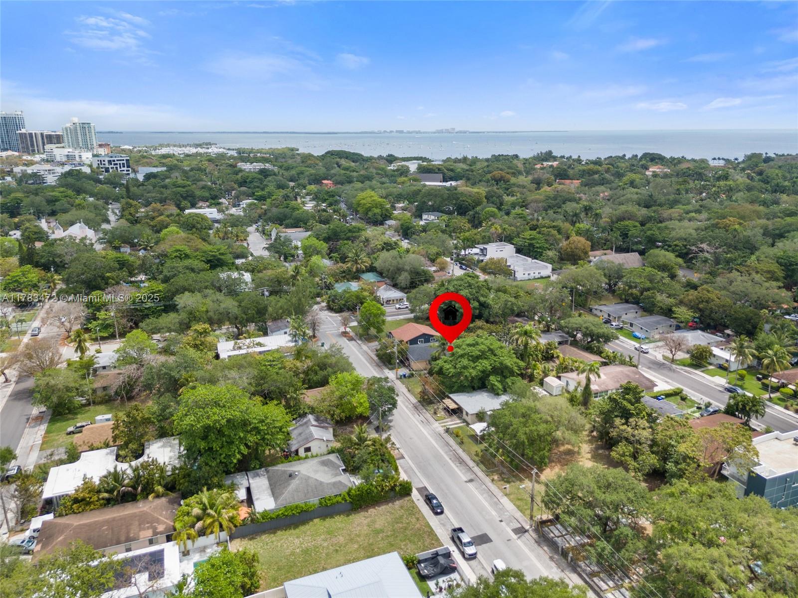 3624 Charles Ave Property Photo 3