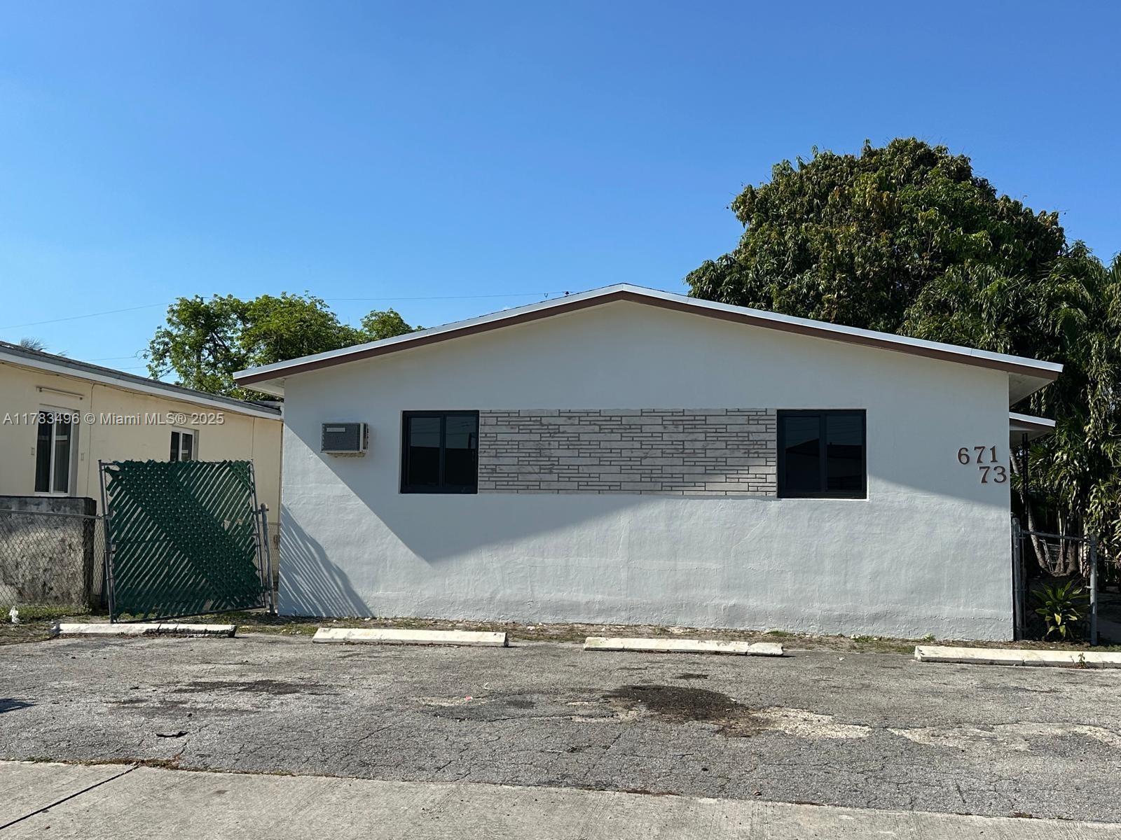 A11783496 Property Photo