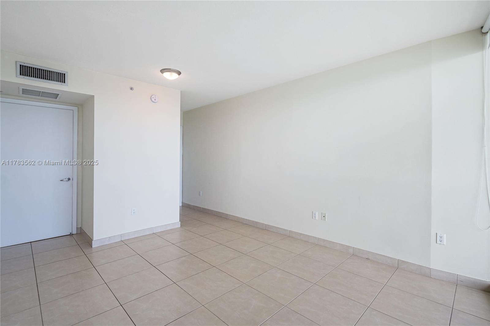665 Ne 25th St 1803 Property Photo 20