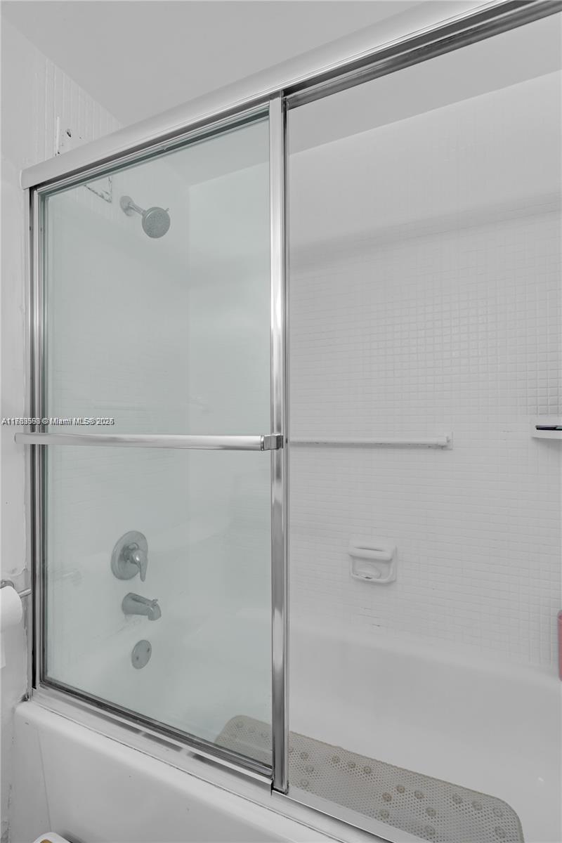 1000 West Ave 1121 Property Photo 20