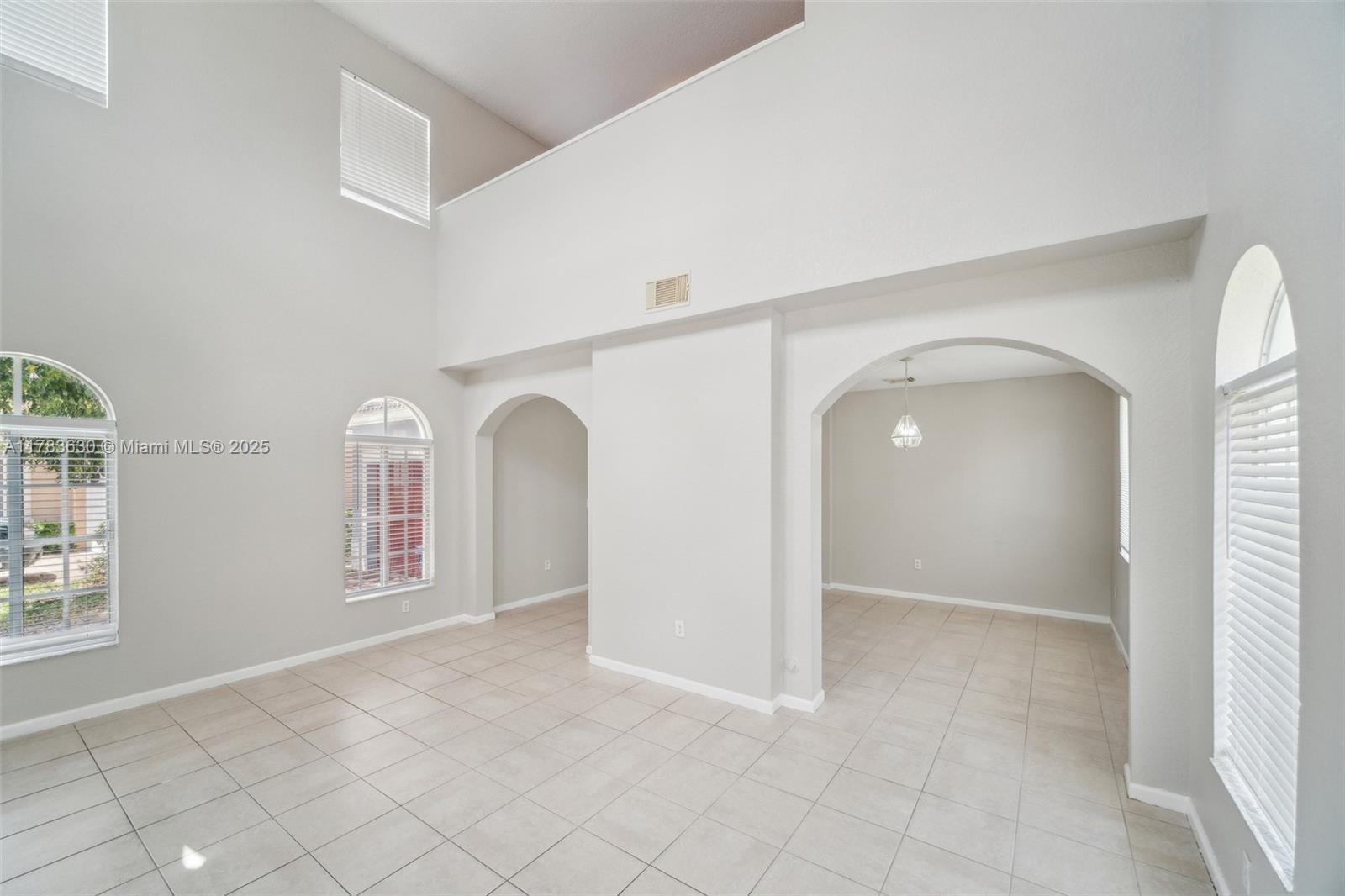 13921 Sw 278th St Property Photo 5