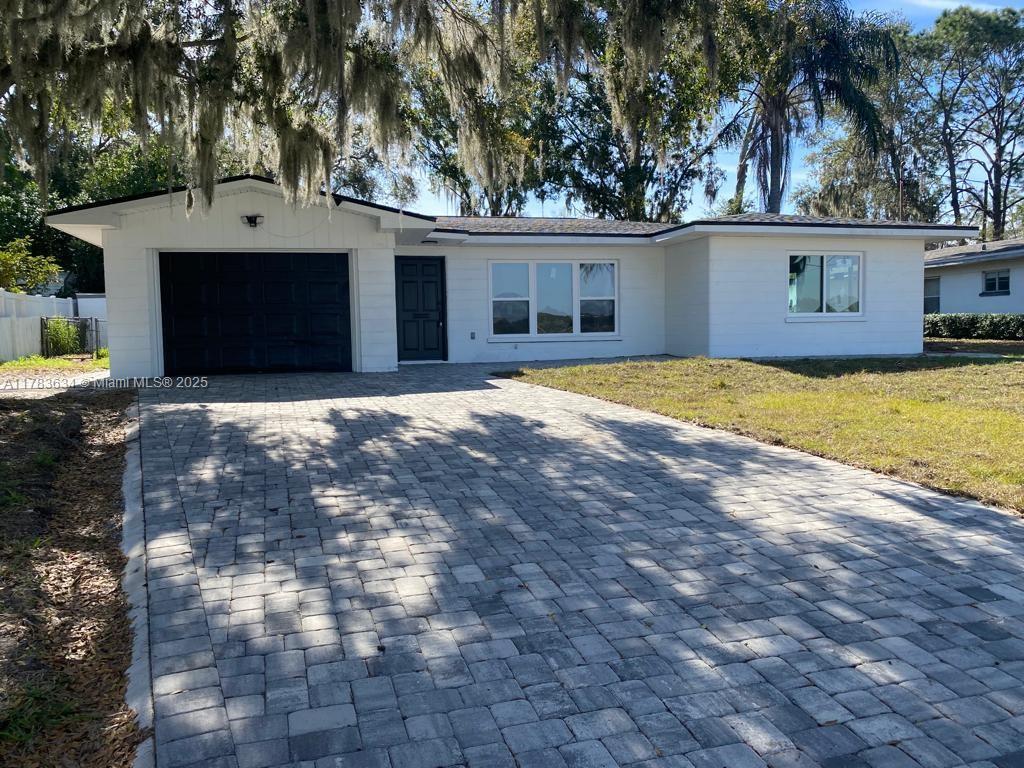 Winter Haven Real Estate Listings Main Image