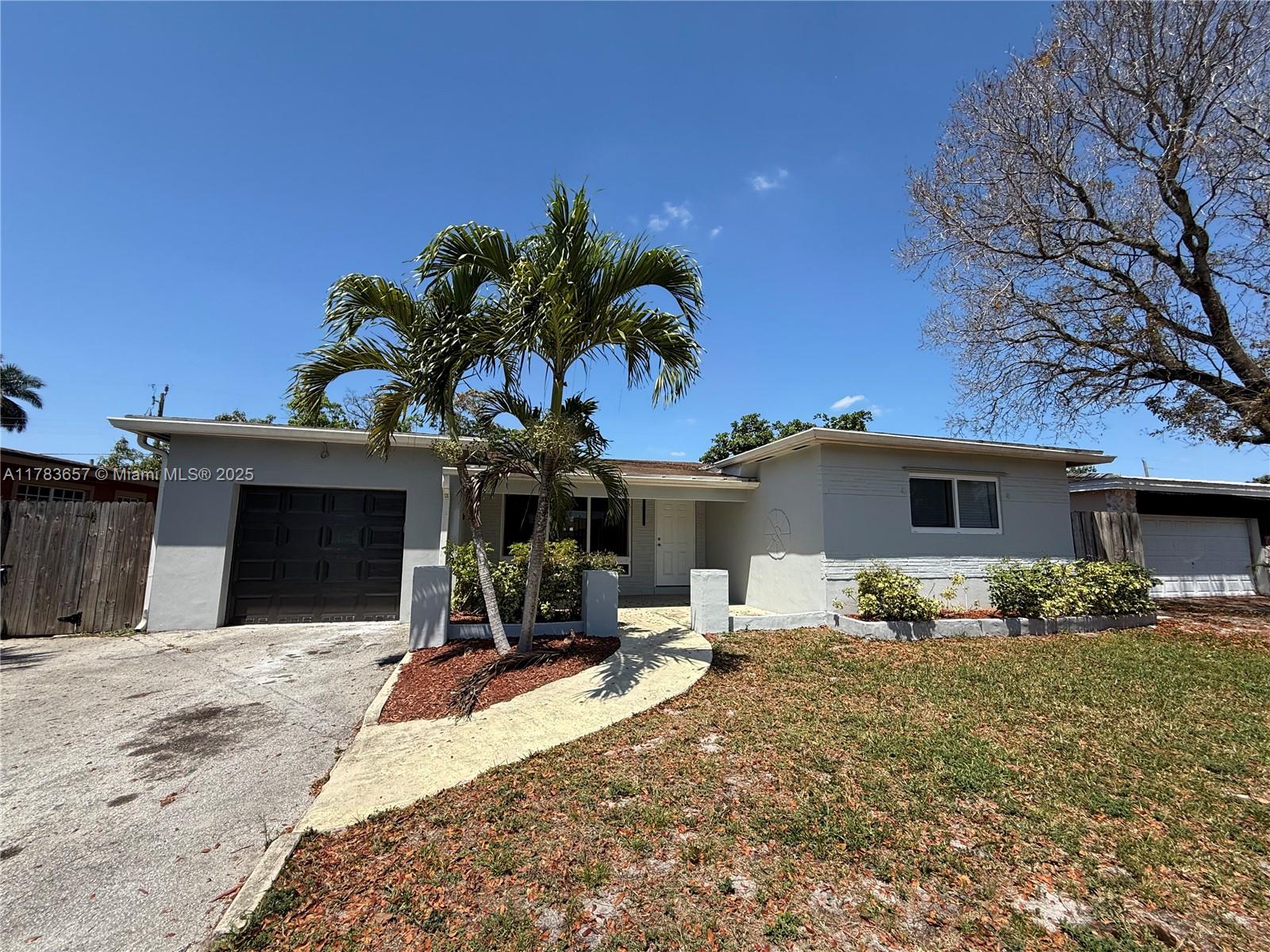 7825 Kismet St Property Photo