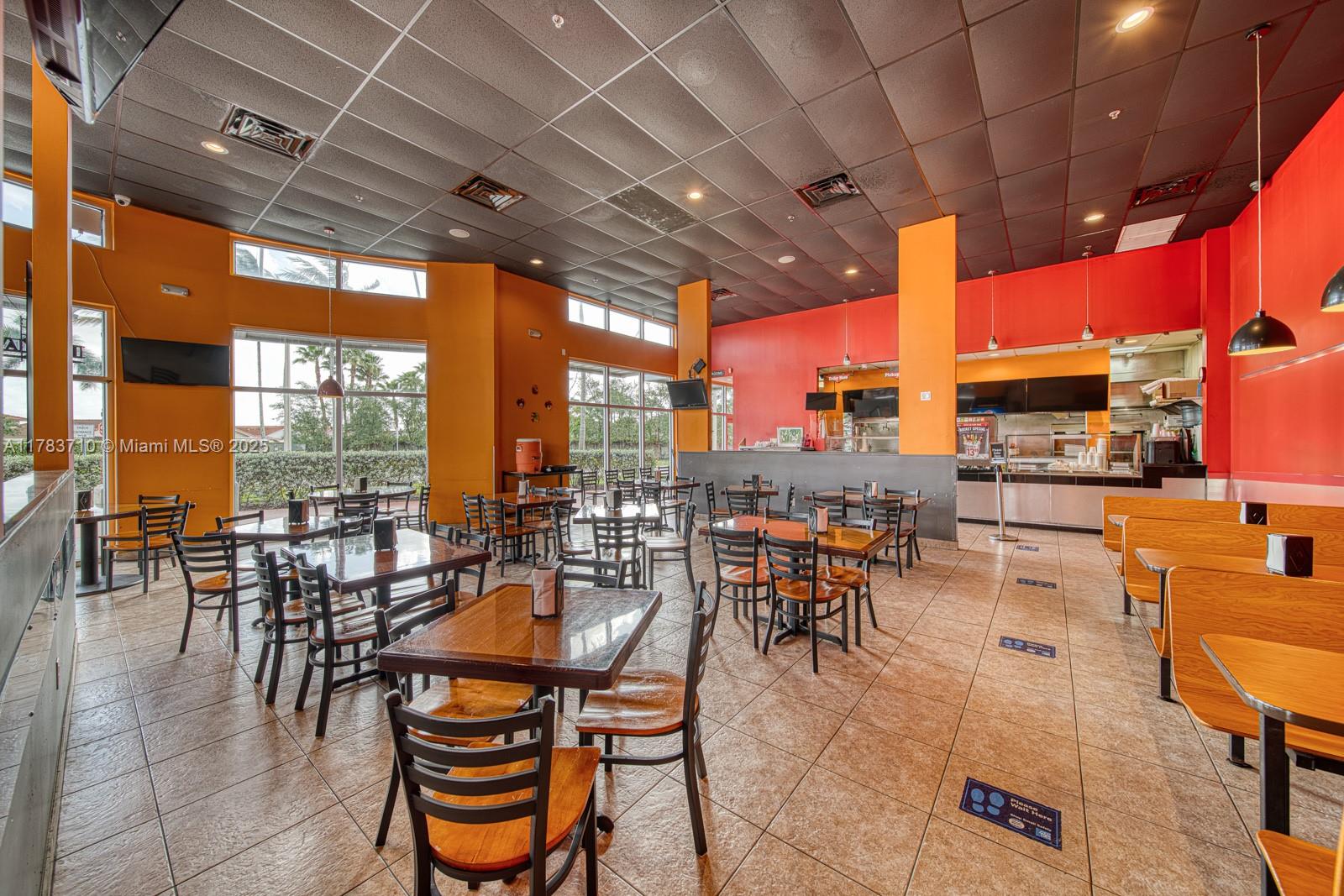 Established Chicken Grill Restaurant In Prime Hialeah Gardens Lo Property Photo