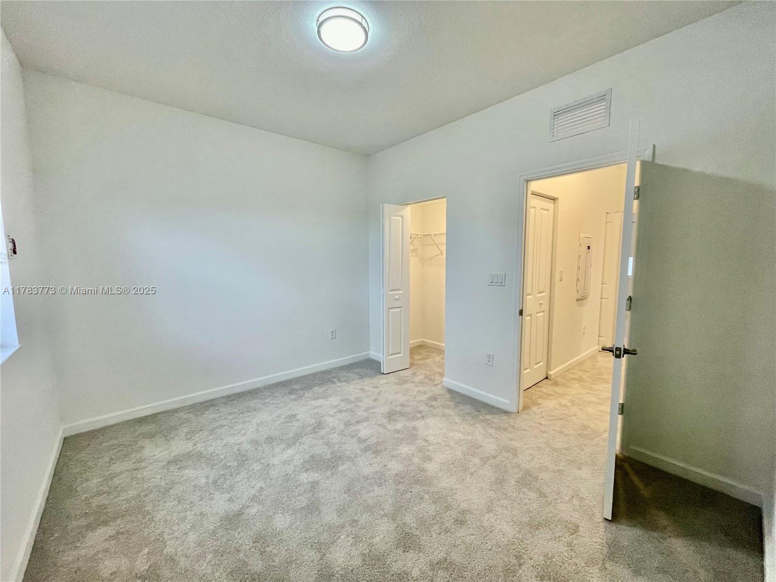2836 Se 26 Ter Property Photo 22