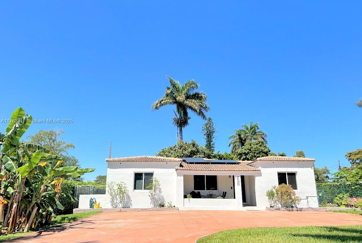 14240 S Biscayne River Rd Property Photo 2