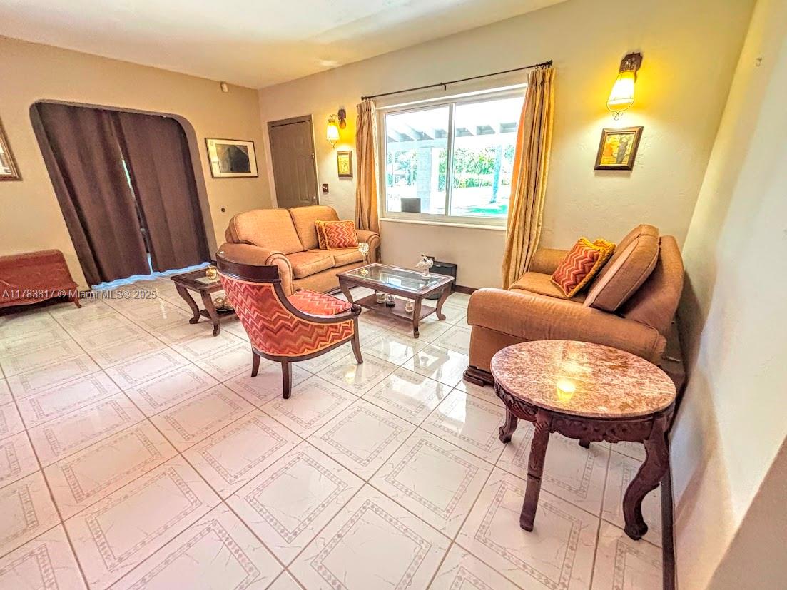 14240 S Biscayne River Rd Property Photo 4