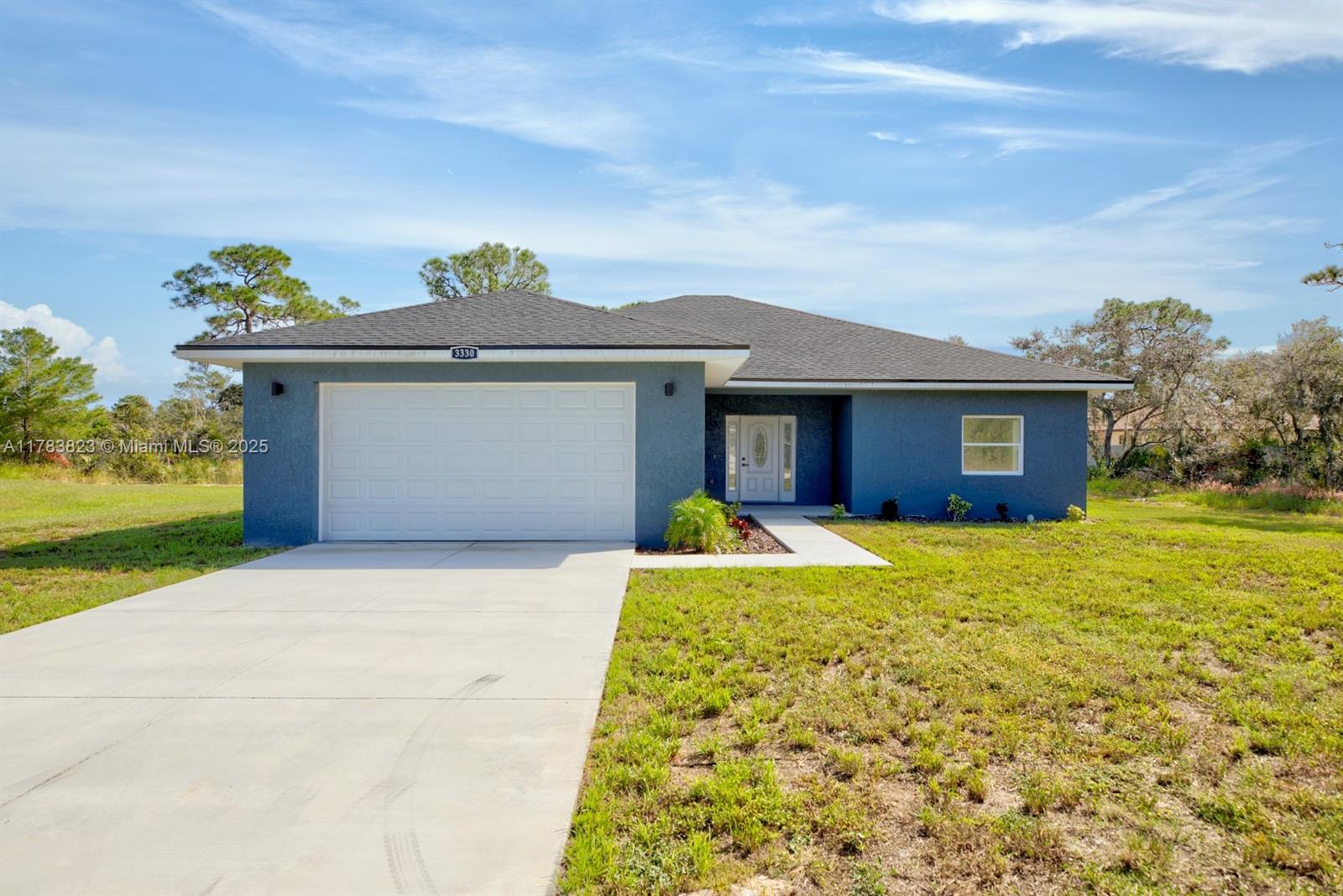 3330 Albatross Ave Property Photo