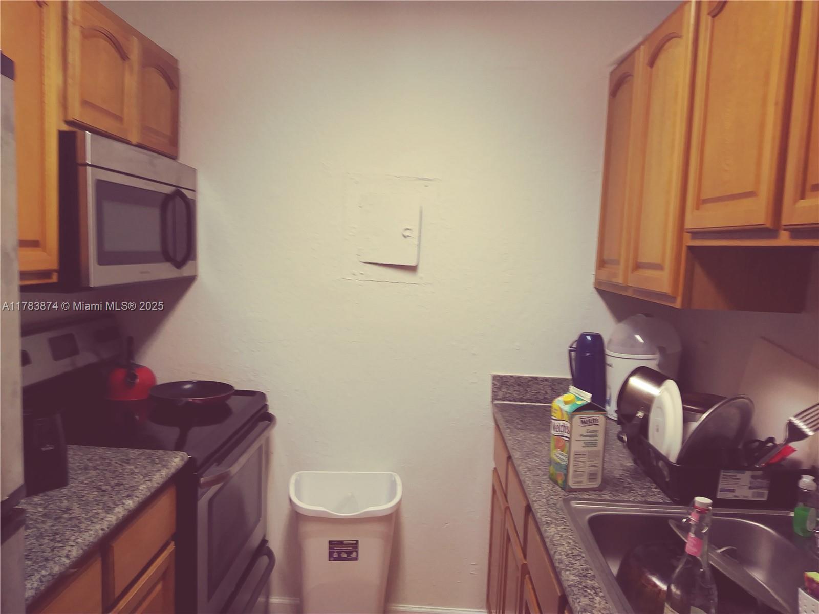 2551 Nw 39 Ter 204 Property Photo 7
