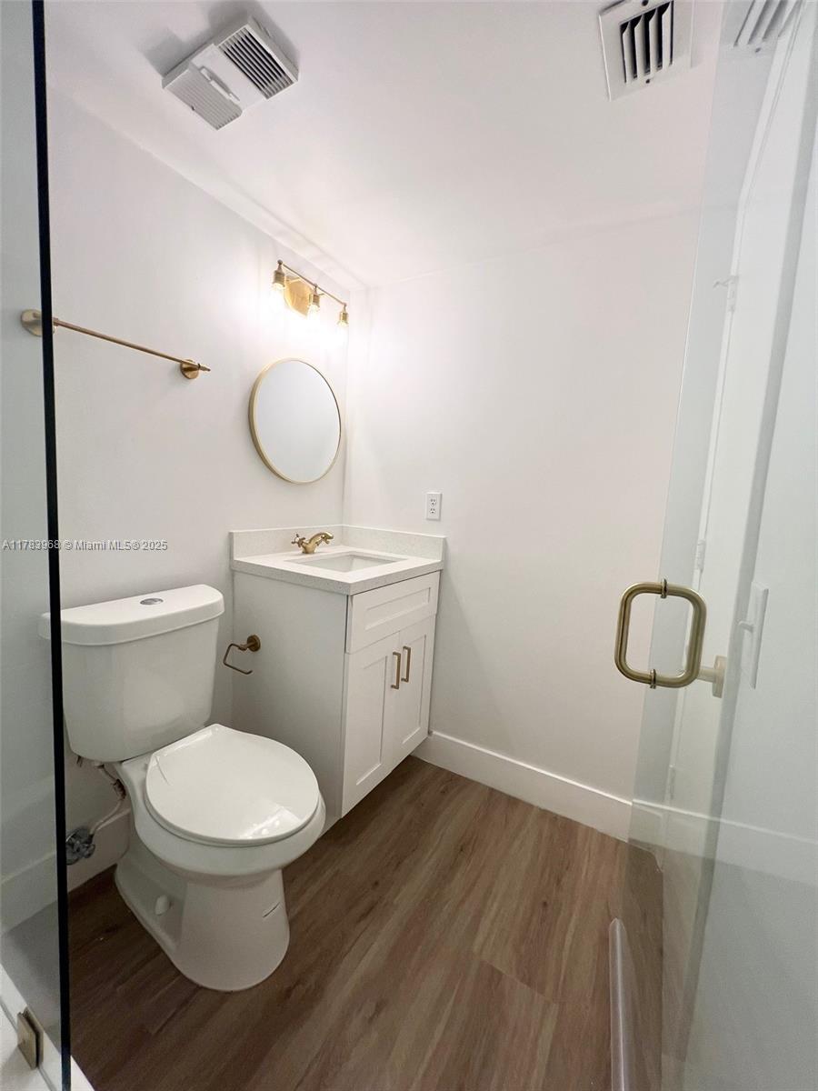 6085 N Sabal Palm Blvd 308 Property Photo 9