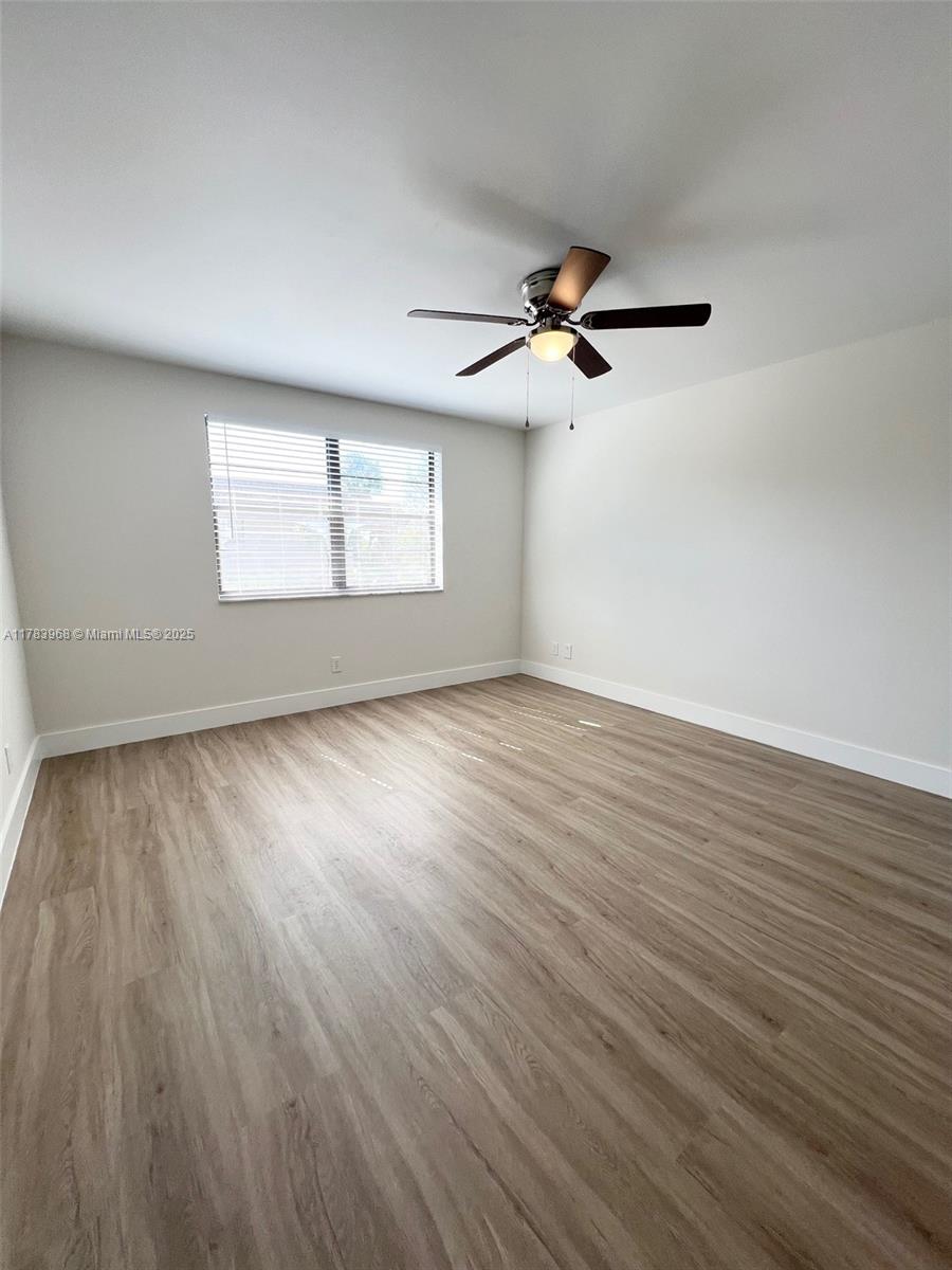 6085 N Sabal Palm Blvd 308 Property Photo 12