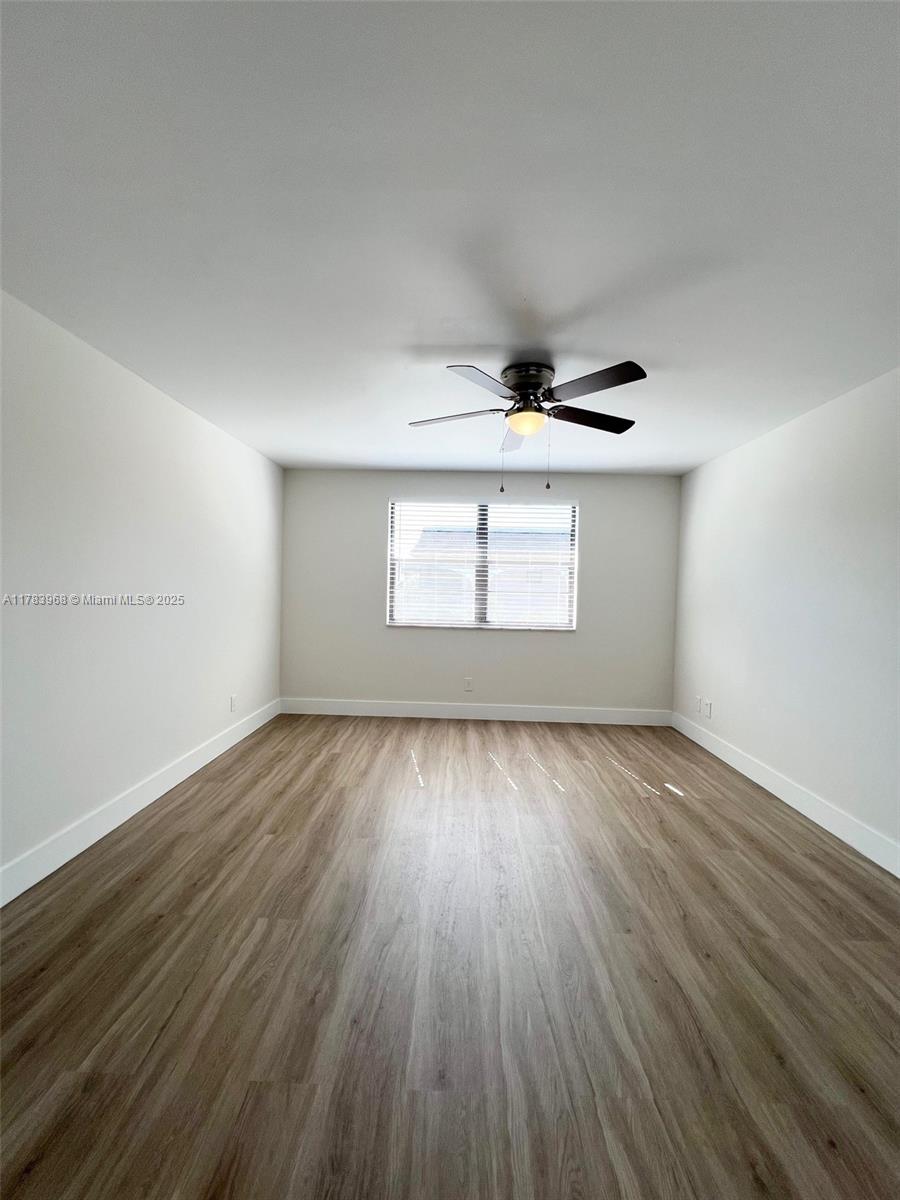 6085 N Sabal Palm Blvd 308 Property Photo 13