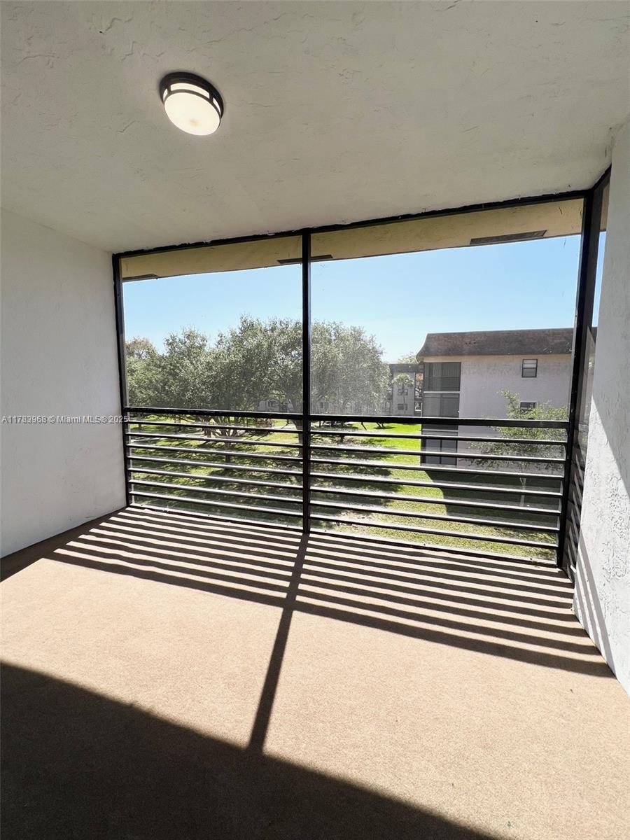 6085 N Sabal Palm Blvd 308 Property Photo 19