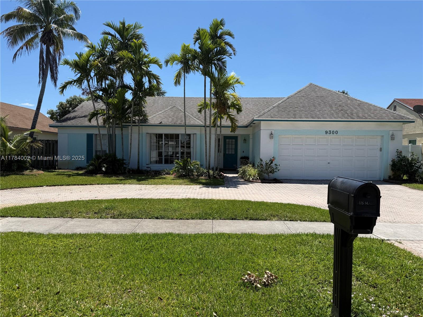 9300 Dunhill Dr Property Photo