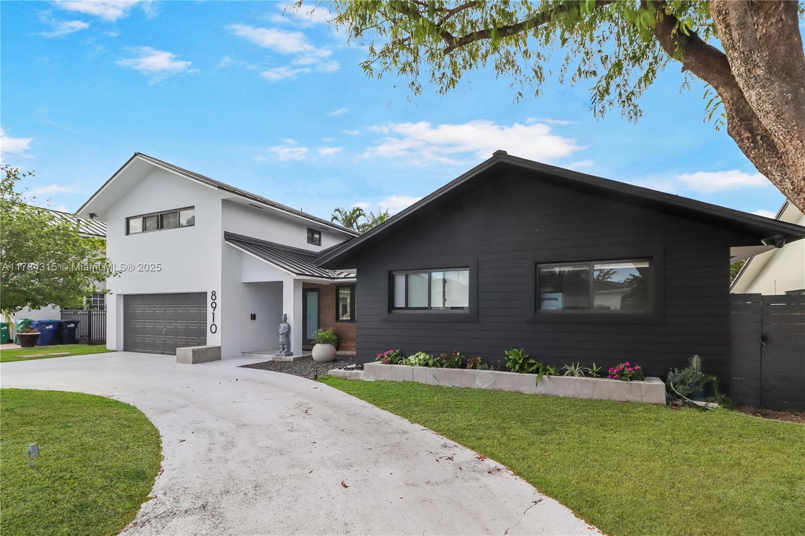 8910 Sw 159th Ter Property Photo