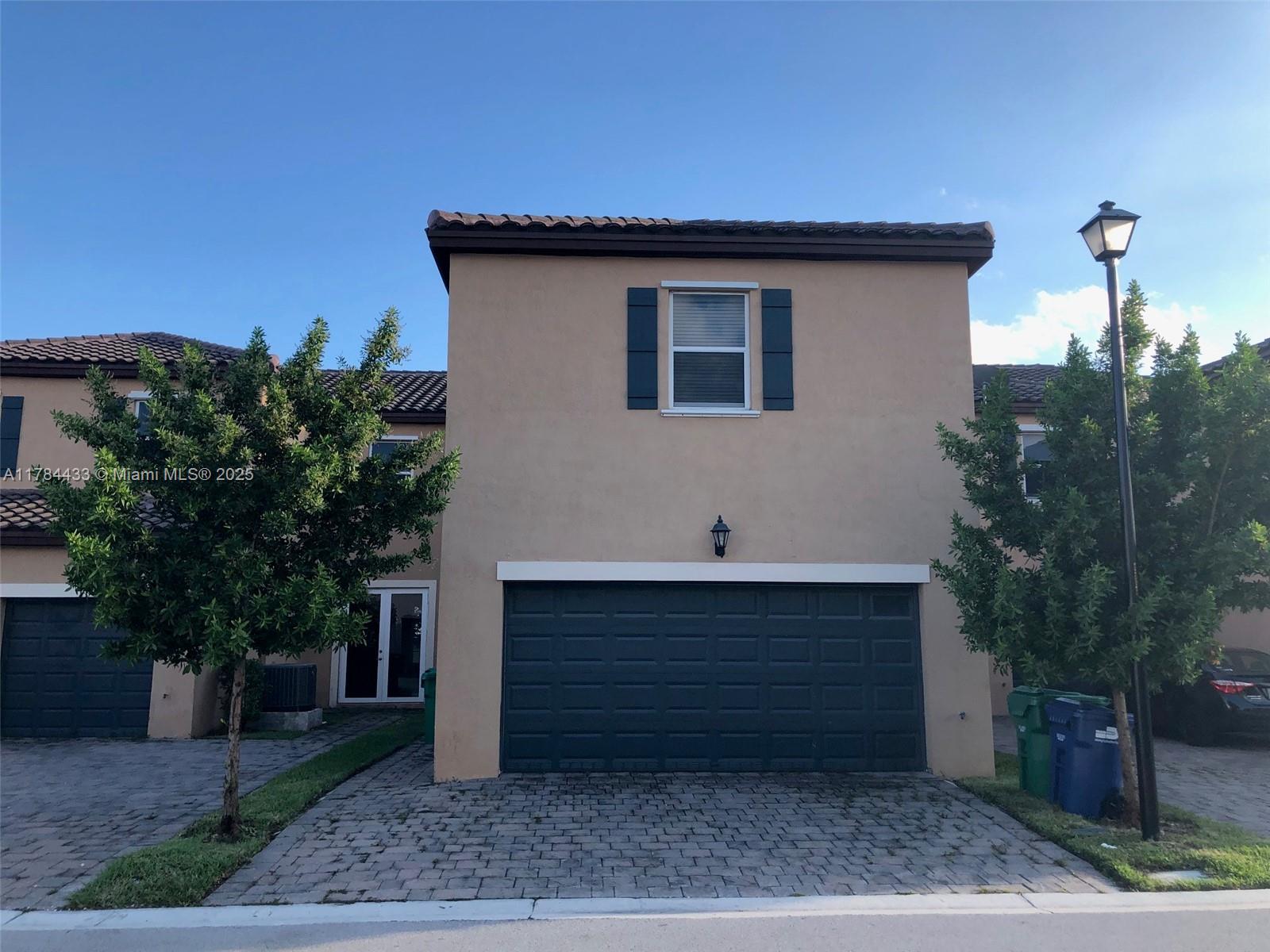 17127 Sw 96th St Studio Property Photo