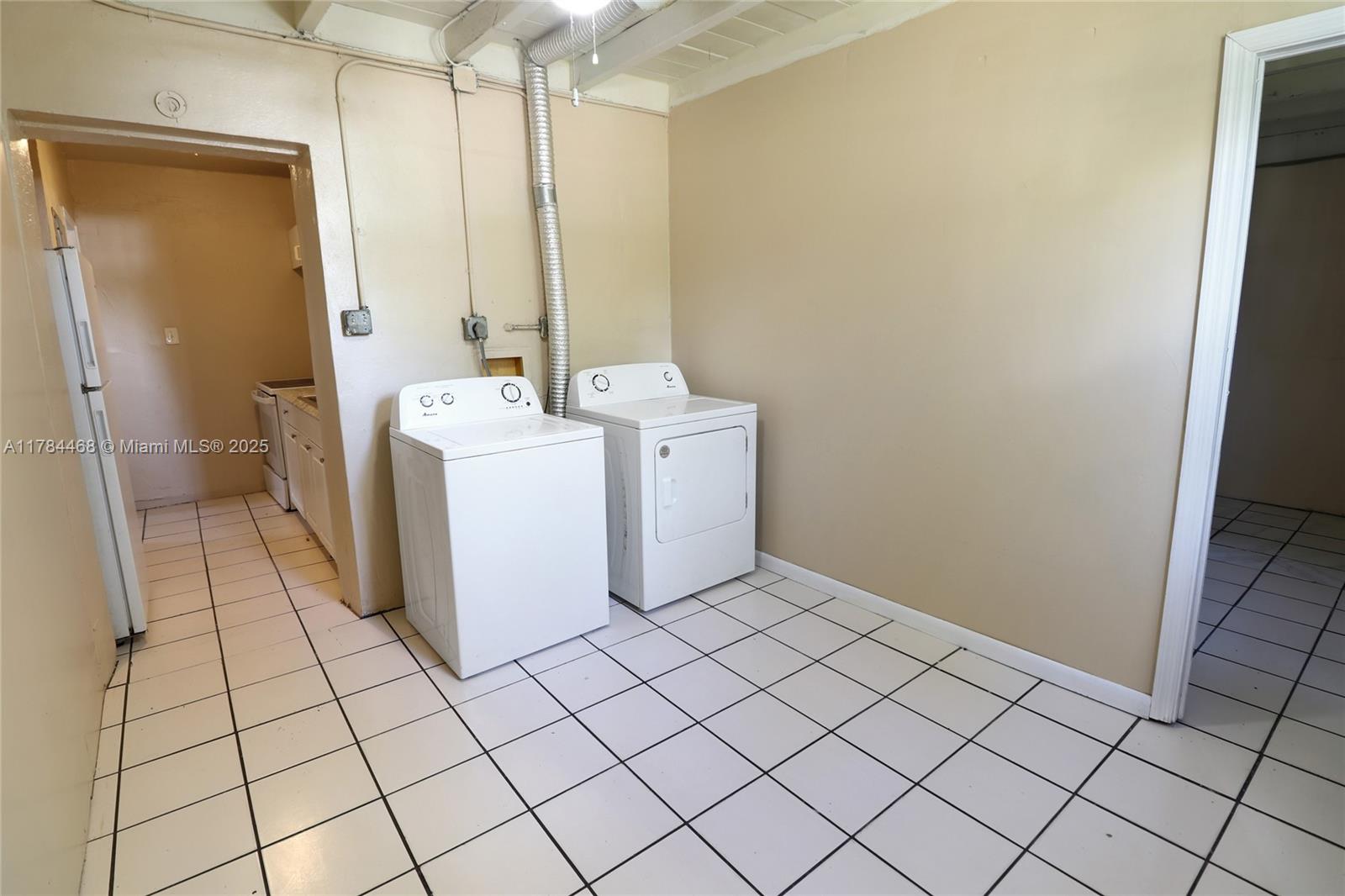723 Nw 15th Way Property Photo 19
