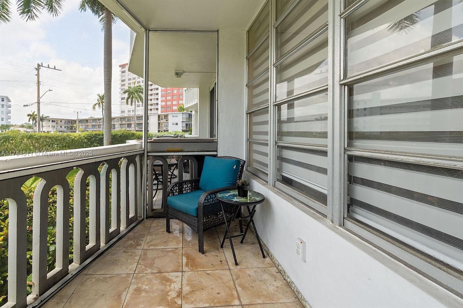 3181 S Ocean Drive 103 Property Photo 6