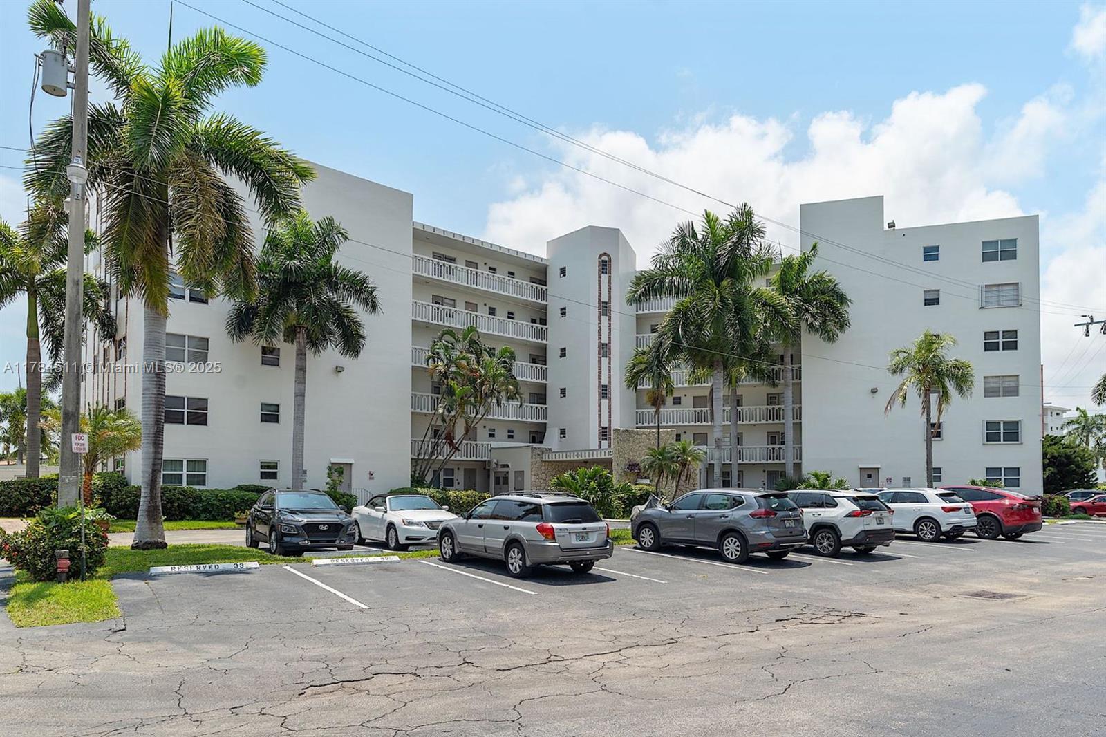 3181 S Ocean Drive 103 Property Photo 29
