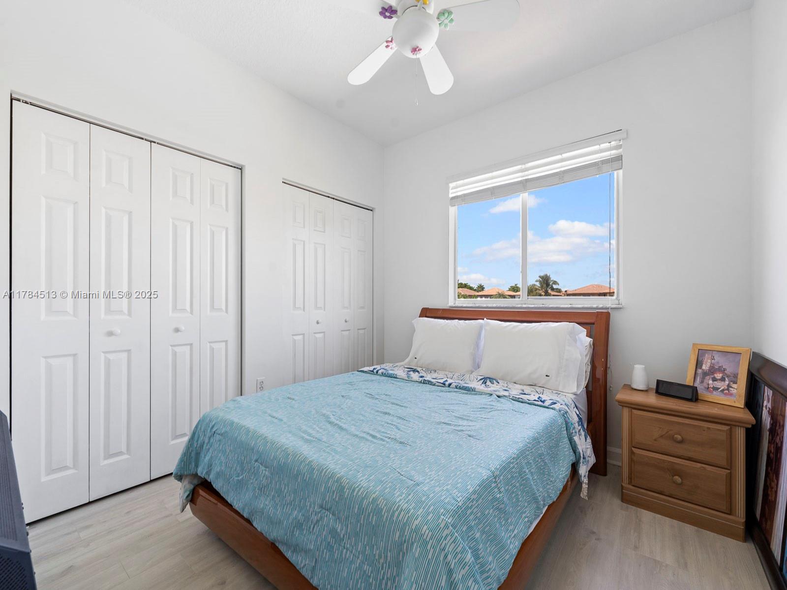 1056 Ne 41st Ter Property Photo 11