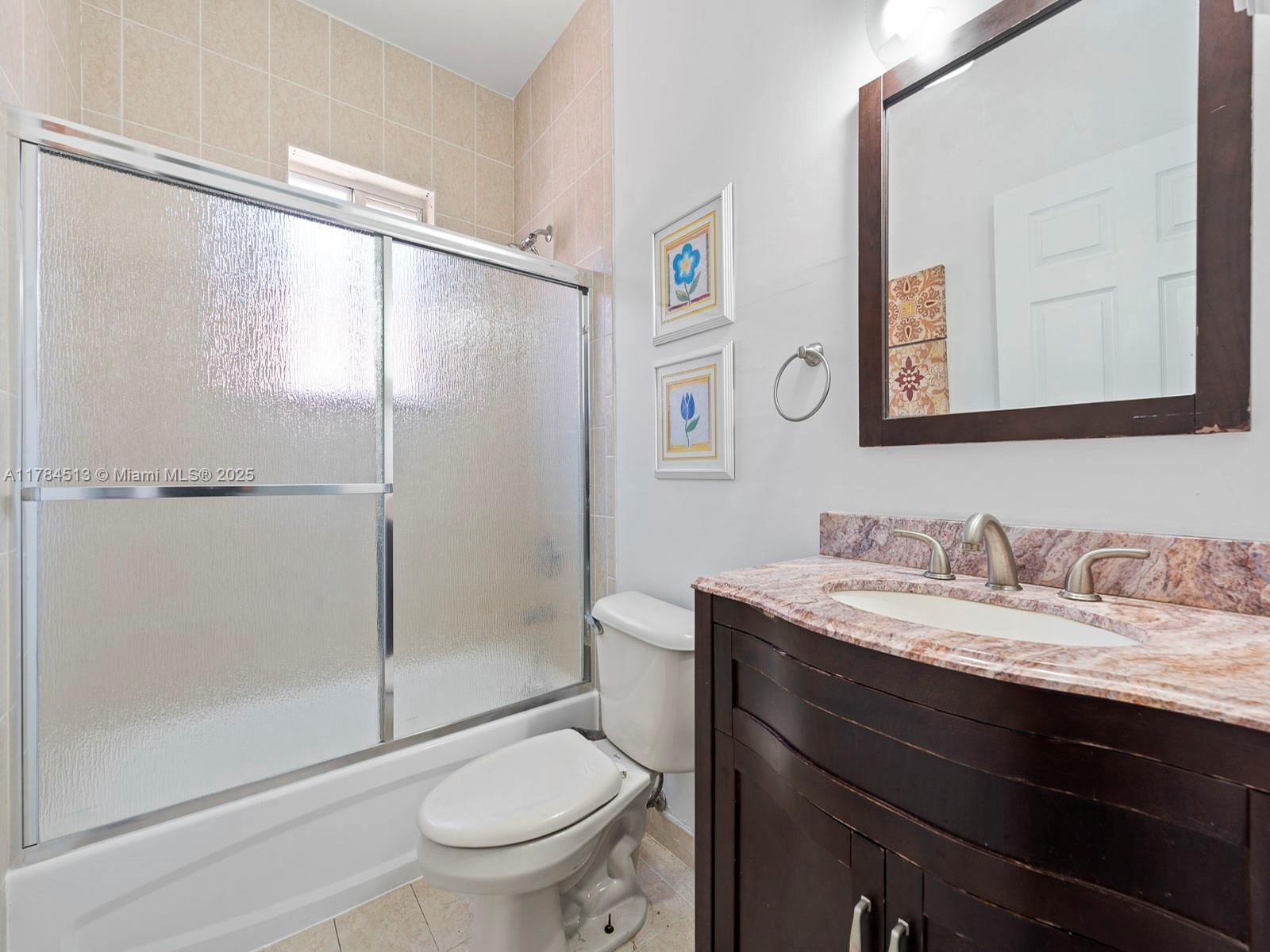 1056 Ne 41st Ter Property Photo 13