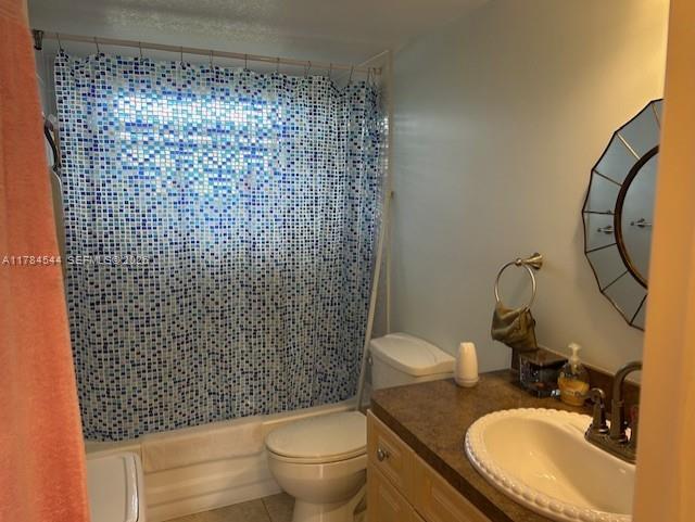 9350 Sunrise Lakes Blvd 109 Property Photo 10
