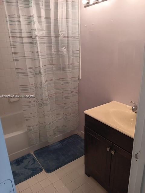 929 Hamilton Dr Property Photo 30