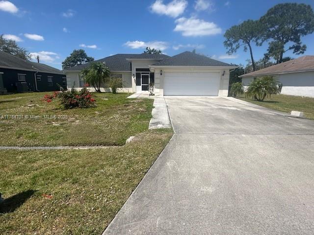 332 Nw Hibiscus St Property Photo