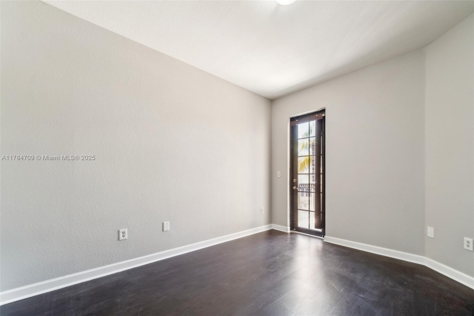 11302 Sw 238th St Property Photo 9