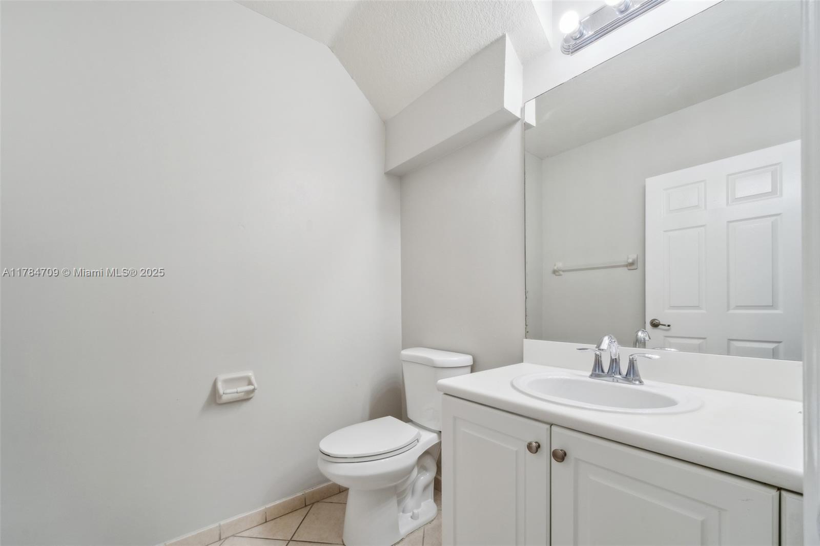 11302 Sw 238th St Property Photo 14