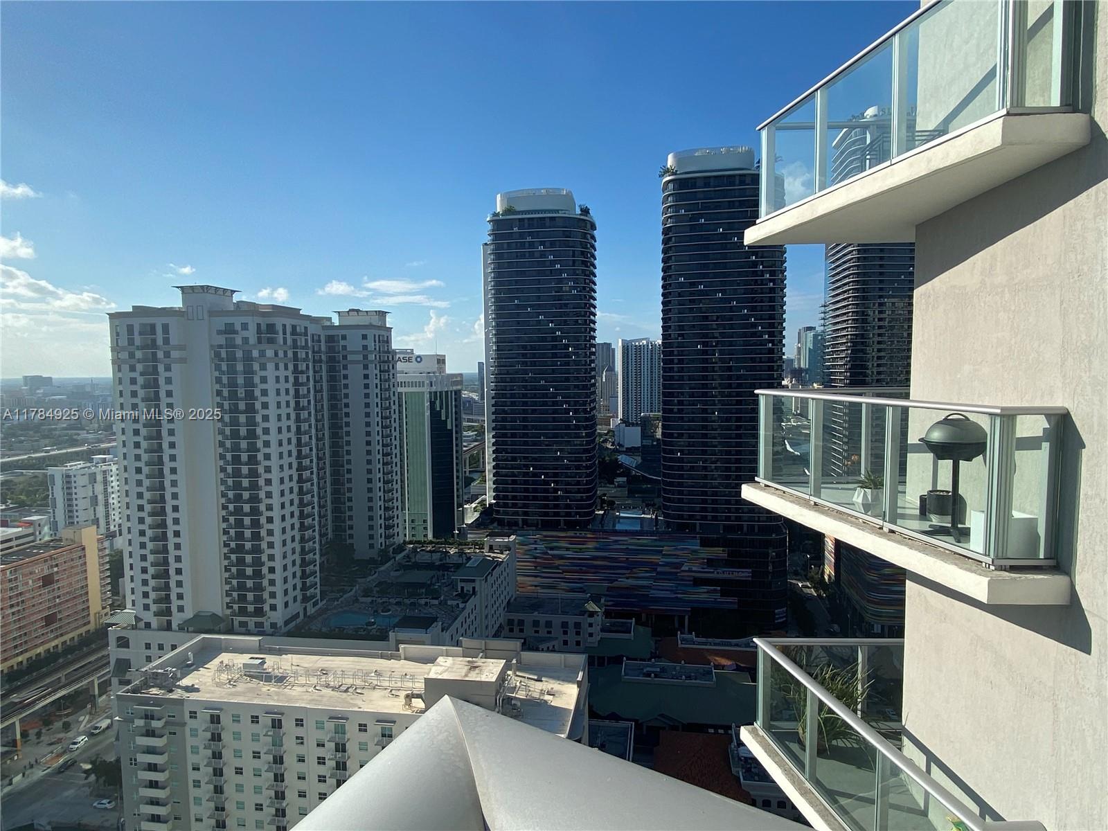 1100 S Miami Ave 3106 Property Photo