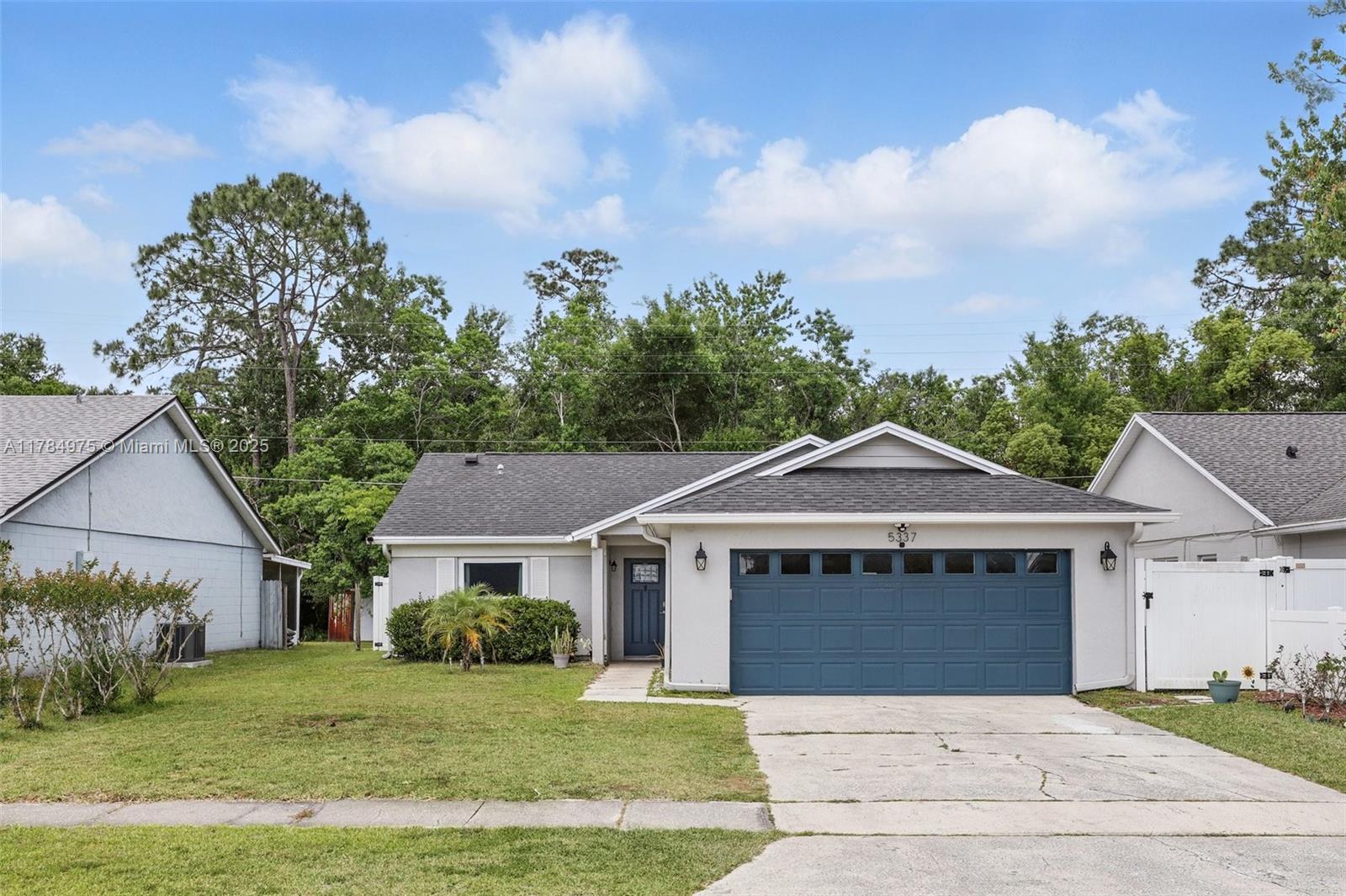 5337 Conway Oaks Ct Property Photo