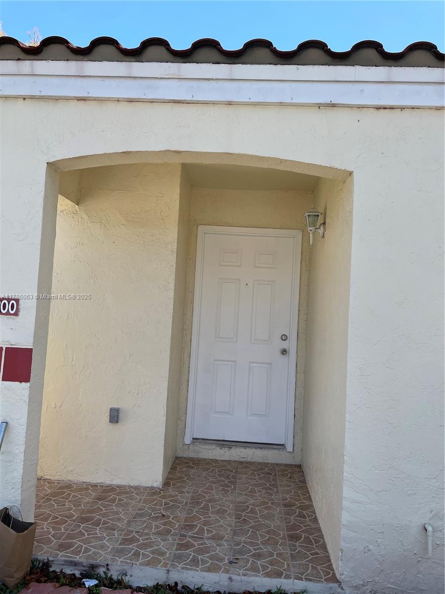 3200 San Remo Cir 3200 Property Photo 4