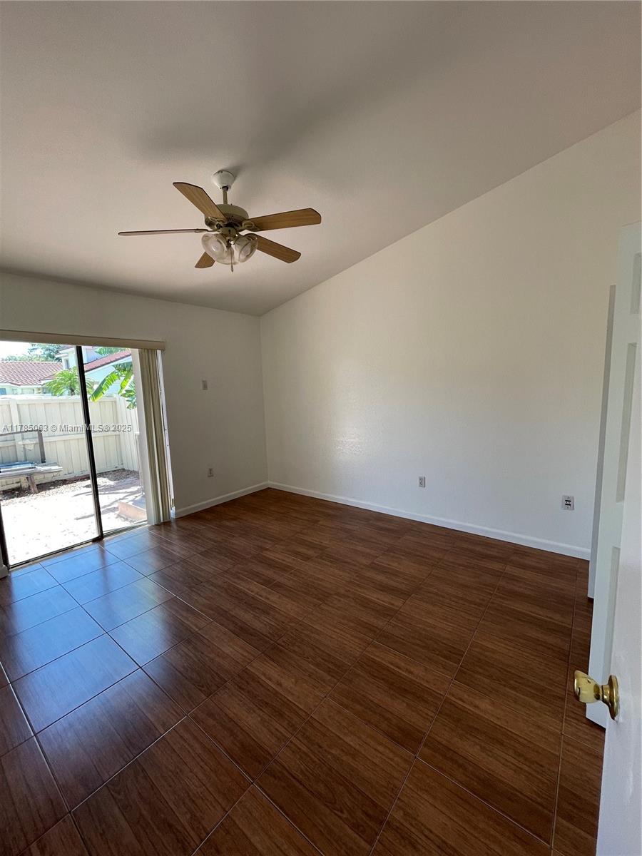3200 San Remo Cir 3200 Property Photo 21