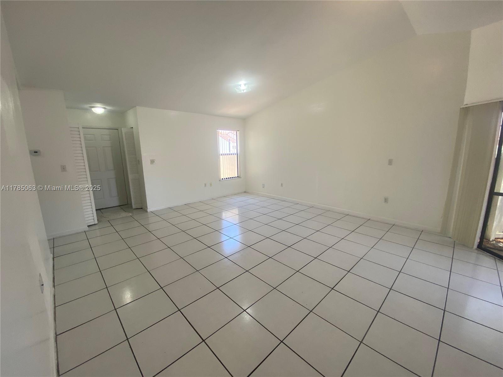 3200 San Remo Cir 3200 Property Photo 68