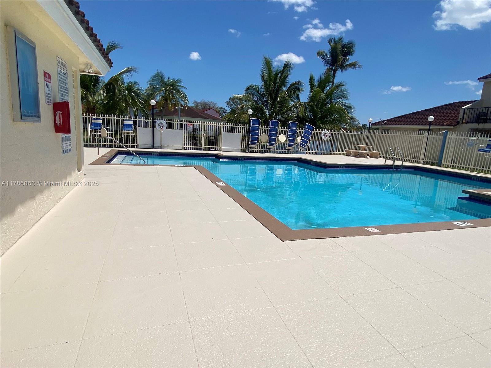 3200 San Remo Cir 3200 Property Photo 77