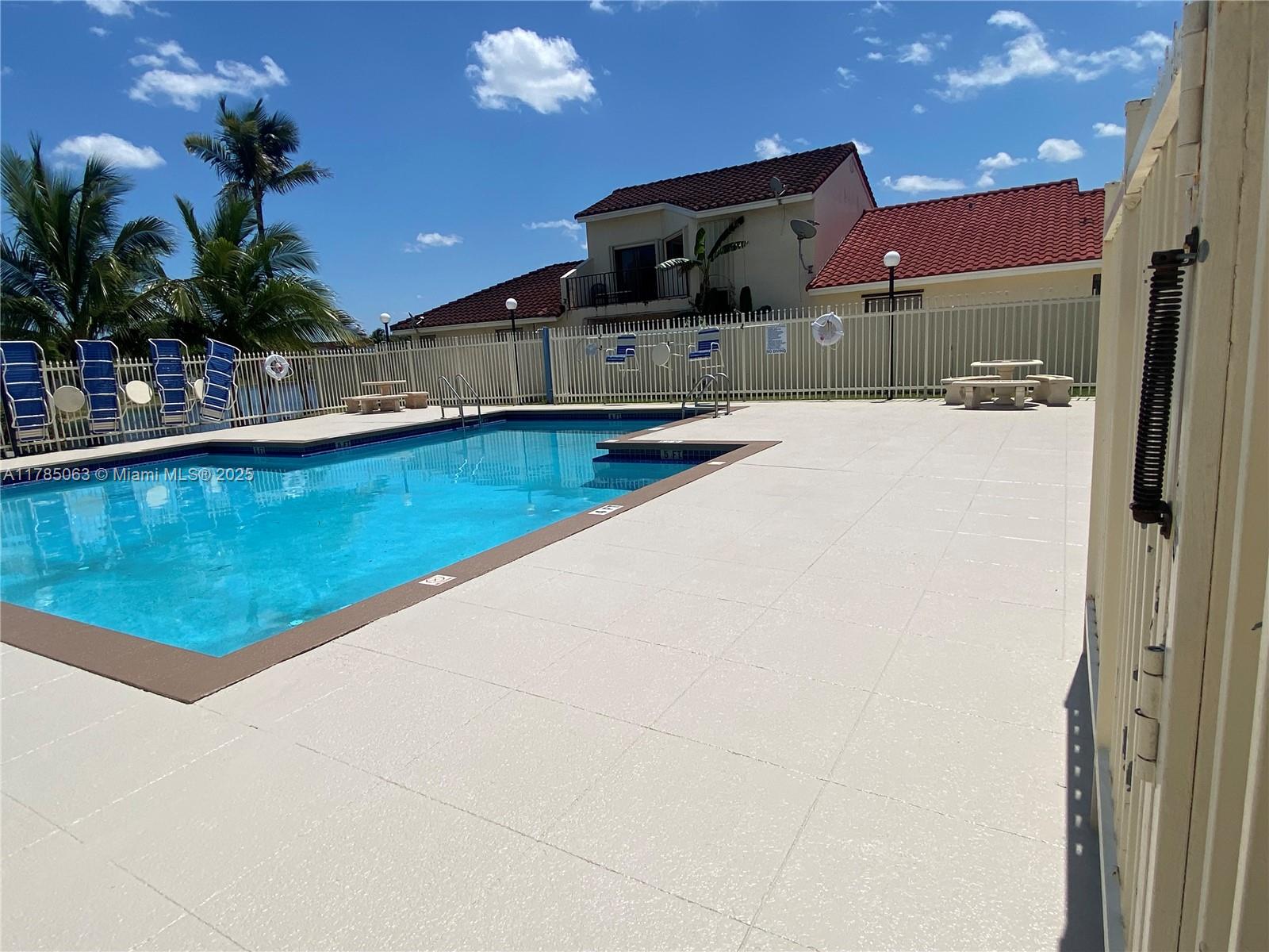3200 San Remo Cir 3200 Property Photo 78